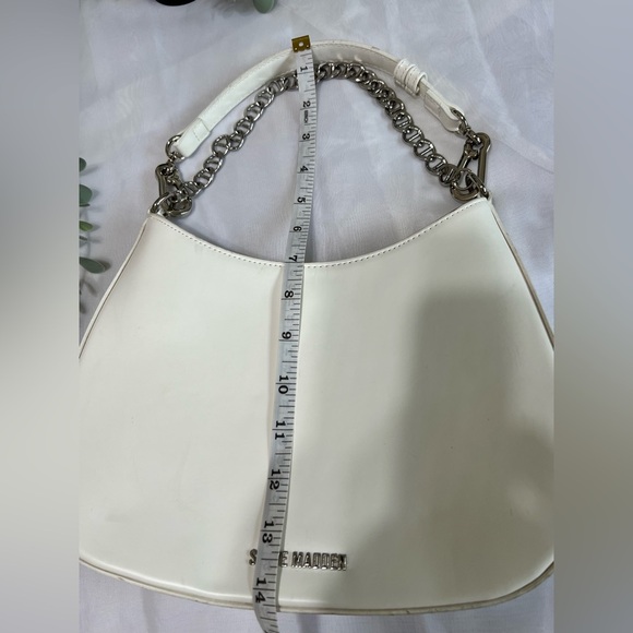 Steve Madden White Half Moon Crescent Chain Accent Y2K Shoulder Purse - Picture 12 of 14